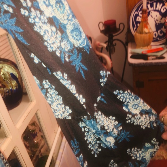 Free people - Picture 3 of 5